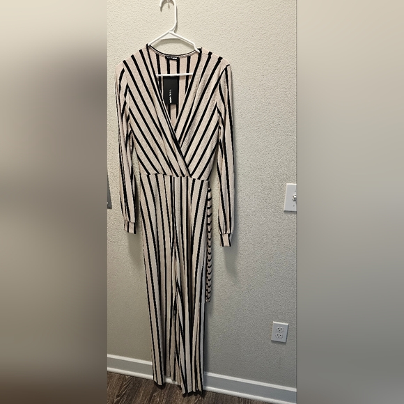 Jumpsuit - Picture 2 of 3